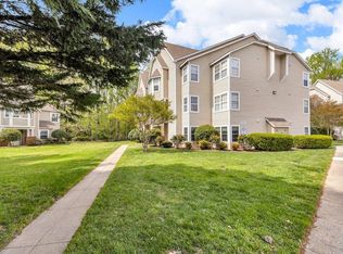 107 Stratford Dr APT I, Williamsburg, VA 23185