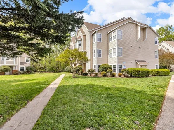 107 Stratford Dr APT I, Williamsburg, VA 23185