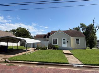 321 W Seitz St, McPherson, KS 67460