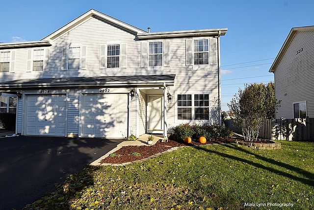 1st image of 2522 Stonybrook Dr