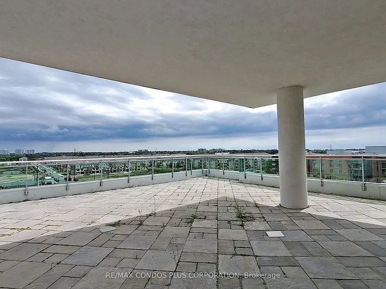 60 Fairfax Cres #315 — Photo 39