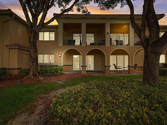 3rd image of 2406 Centergate Drive #103