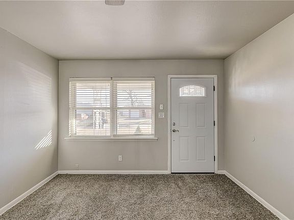 2nd image of 3035 SE 20th St