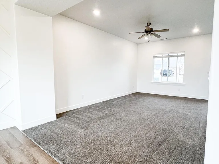 1863 S 1425 W — Photo 28