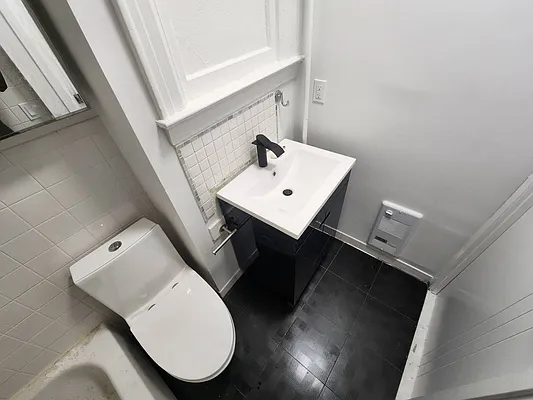 Rented by Ideal Properties Group | media 10