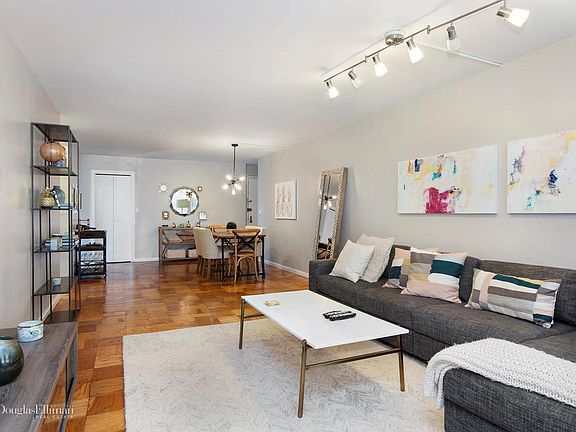 3rd image of 10 W 15th St APT 717