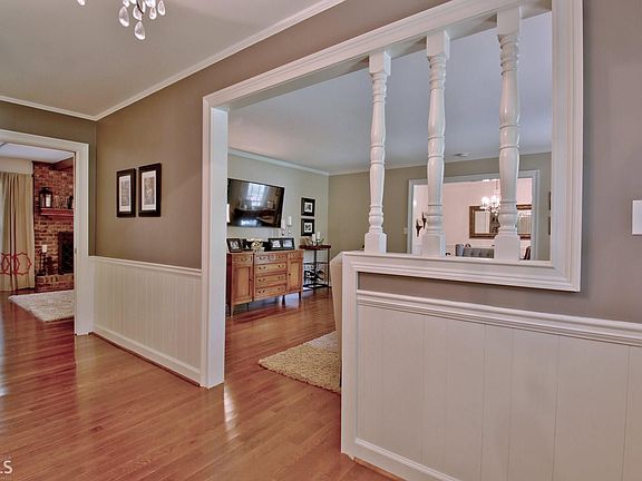 2nd image of 203 Pinemount Dr