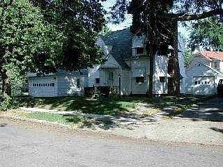 1st image of 2820 Holyoke Dr