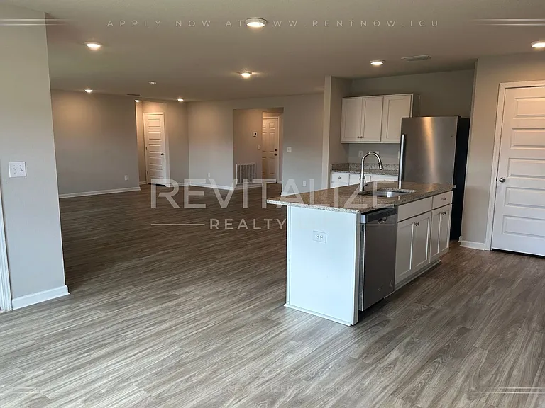 1138 Burlington Pass Dr — Photo 7