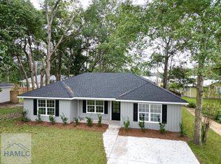 387 S 2nd St, Jesup, GA 31545