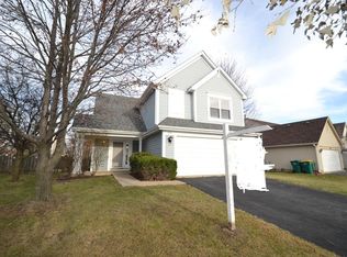 254 Penny Ln, Grayslake, IL
