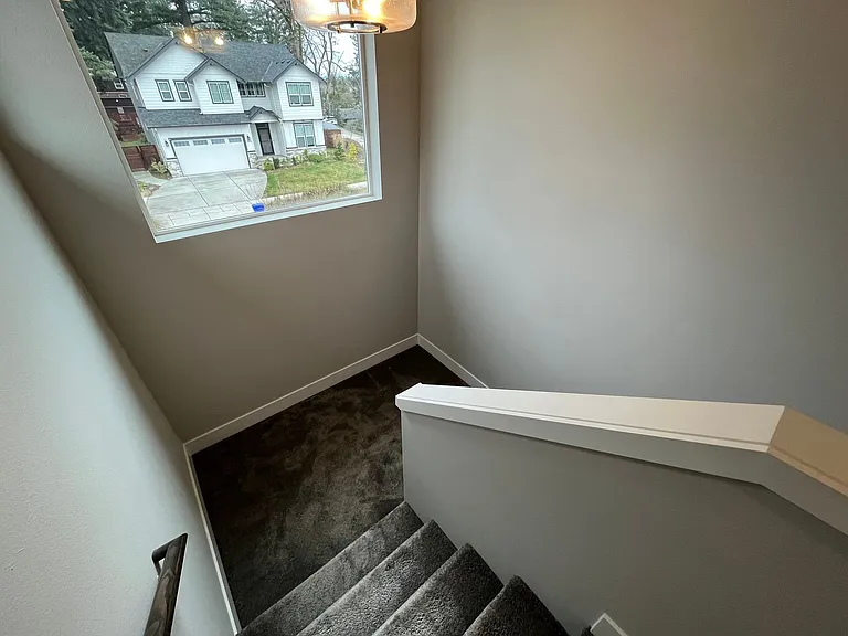 15675 NE Clackamas Ct — Photo 13