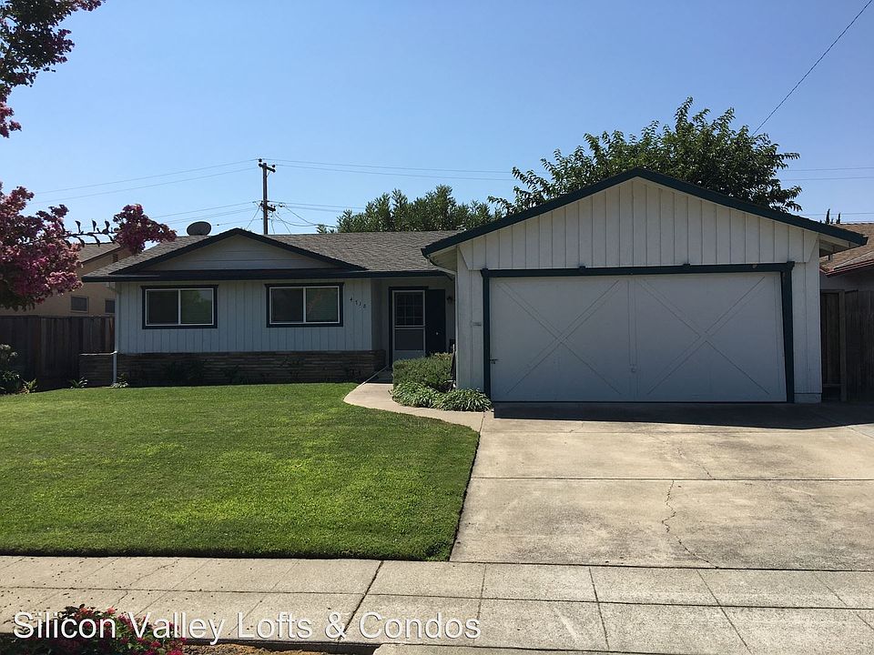 1st image of 4718 Applewood Dr
