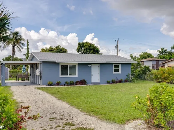 4630 New Haven Dr, Fort Myers, FL 33908