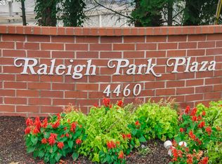 4460 SW Scholls Ferry Rd APT 1A, Portland, OR 97225