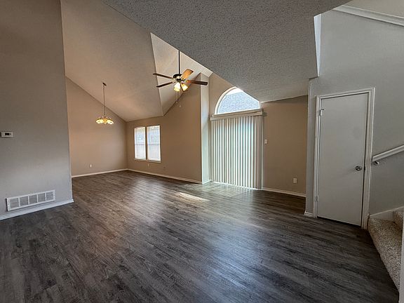 5th image of 4307 Scarsdale Ln