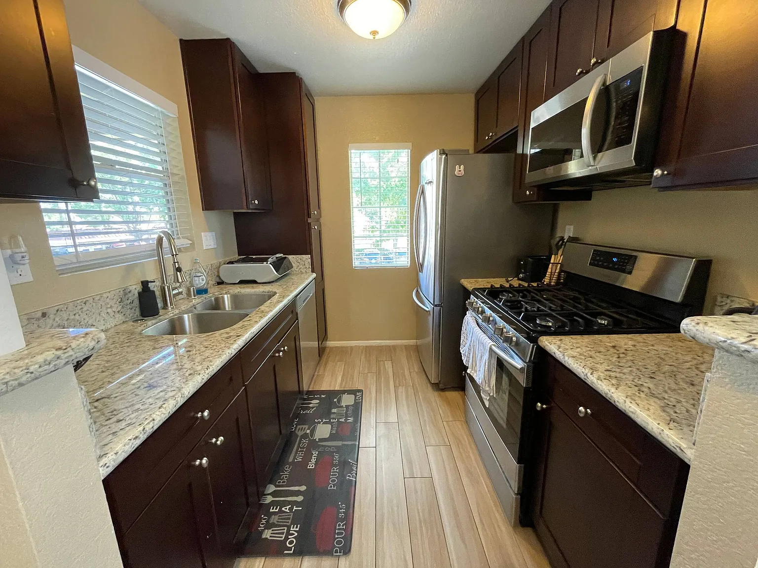 10780 Aderman Ave — Photo 2