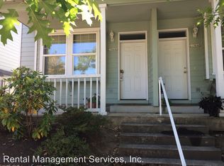 21964 NE Chinook Way APT A, Fairview, OR 97024