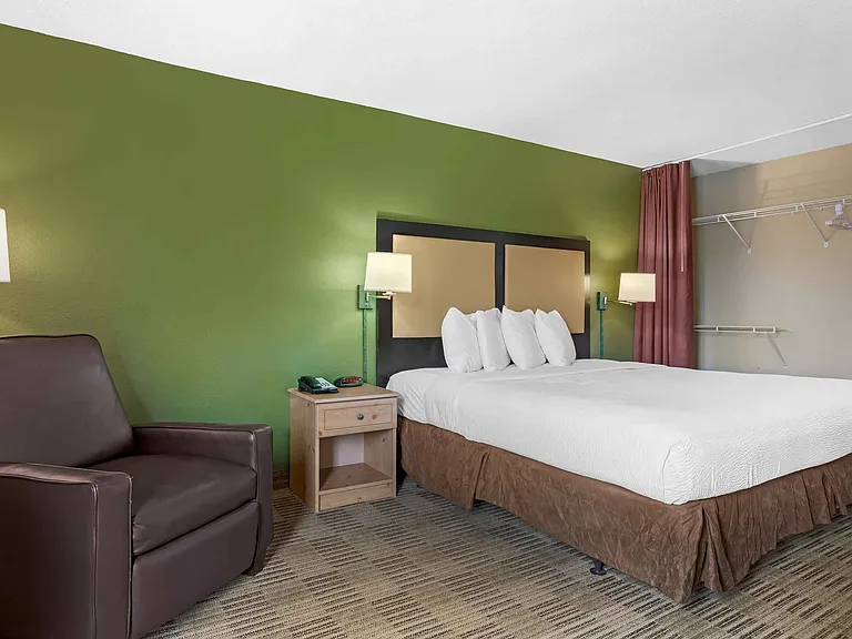 Studio Suite - 1 King Bed