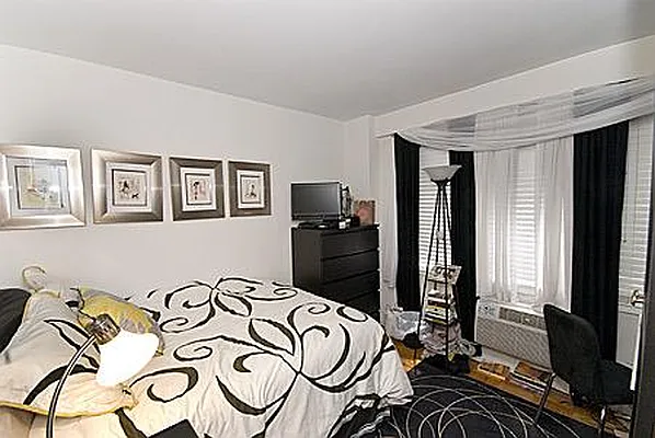 Rented by Town Residential | media 17