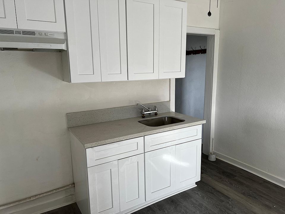 1st image of 7650 Elm St #2