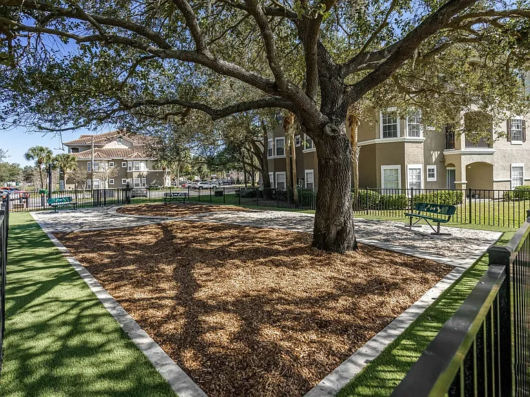 Lakeview Oaks — Photo 20