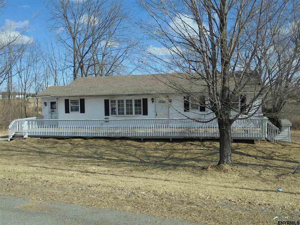 1st image of 160 Lantern Dr