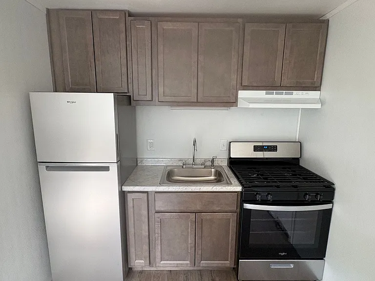 131-133 S 48th St — Photo 26