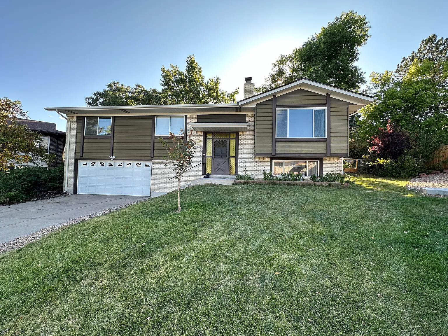 W Pacific Ave, Lakewood — Photo 1
