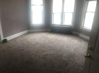 189 Wilder St #1, Lowell, MA 01851