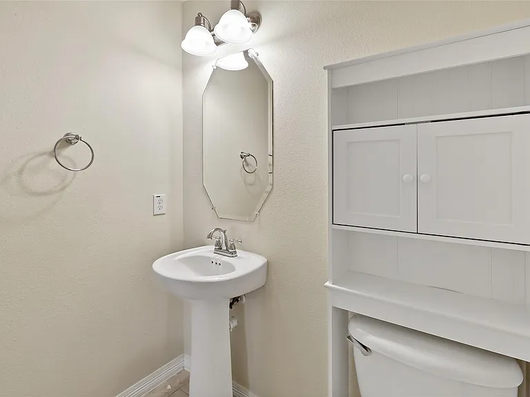 3308 Southern Grove Ln — Photo 17