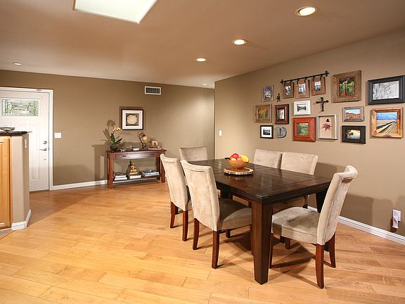 5th image of 8001 Lena Ave