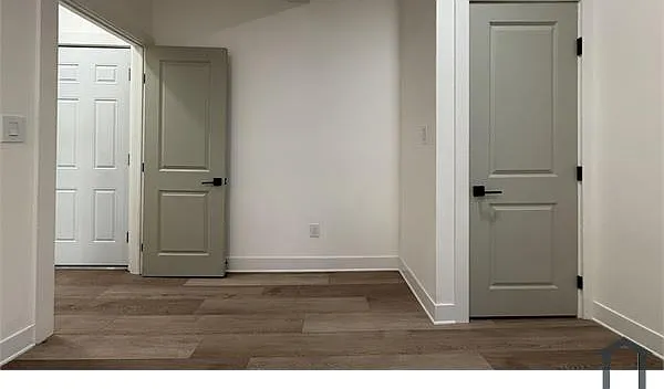 6049 Elmwood Ave #1 — Photo 4
