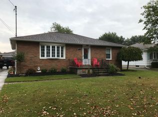 122 S Irwinwood Rd, Lancaster, NY 14086