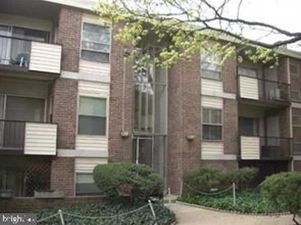 3821 Saint Barnabas Rd #T-204, Suitland, MD 20746