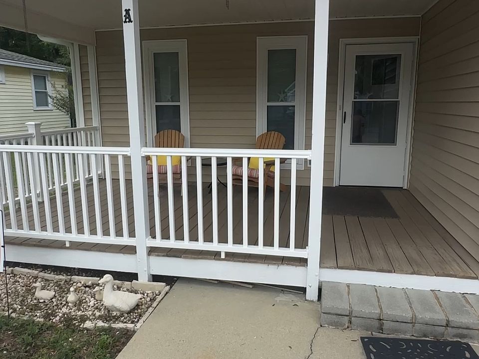 View of Front Porch of Unit