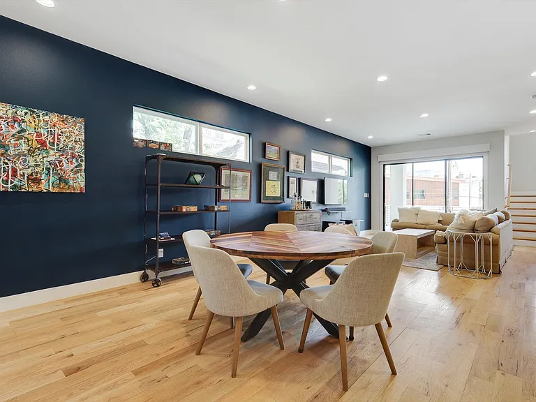 2421 Throckmorton St — Photo 4