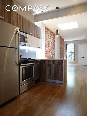 Rented by Compass | media 12