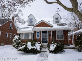 21337 Universal Ave, Eastpointe, MI 48021