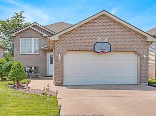 1059 Silverdale Dr, Windsor, ON N9G