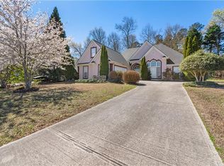 2239 Cluster Ln, Grayson, GA 30017