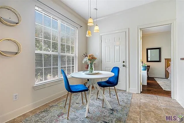 3 bed, 1525 sqft, $1,800 — Photo 3