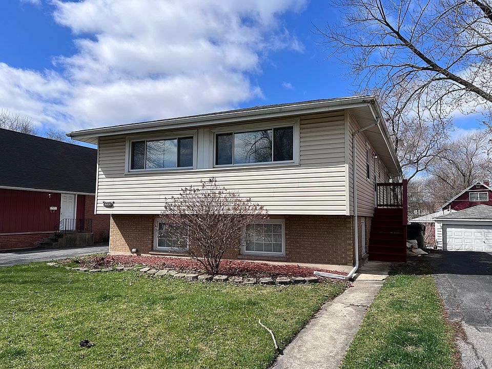 1st image of 16924 Old Elm Dr