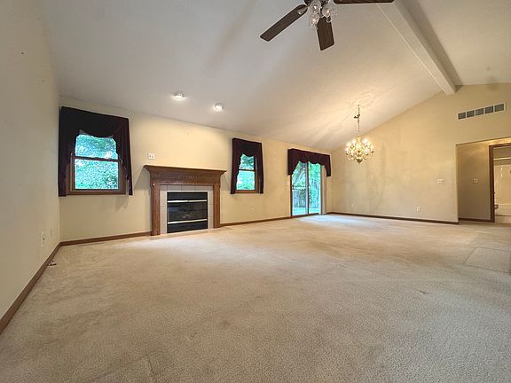 4th image of 1559 Jennifer Dr