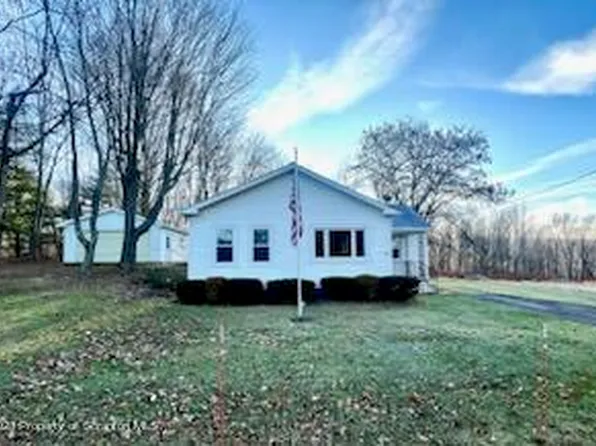 15 Winthrop St, Jessup, PA 18403