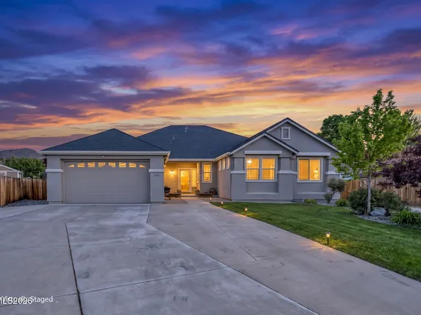 1345 Skyfire Ct, Sparks, NV 89441