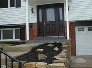 161 McAlister Dr, Pittsburgh, PA