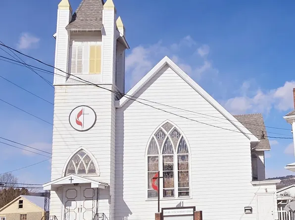 1135 Orange St, Berwick, PA 18603