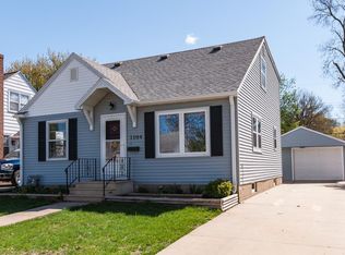 1104 12th Ave NE, Rochester, MN 55906