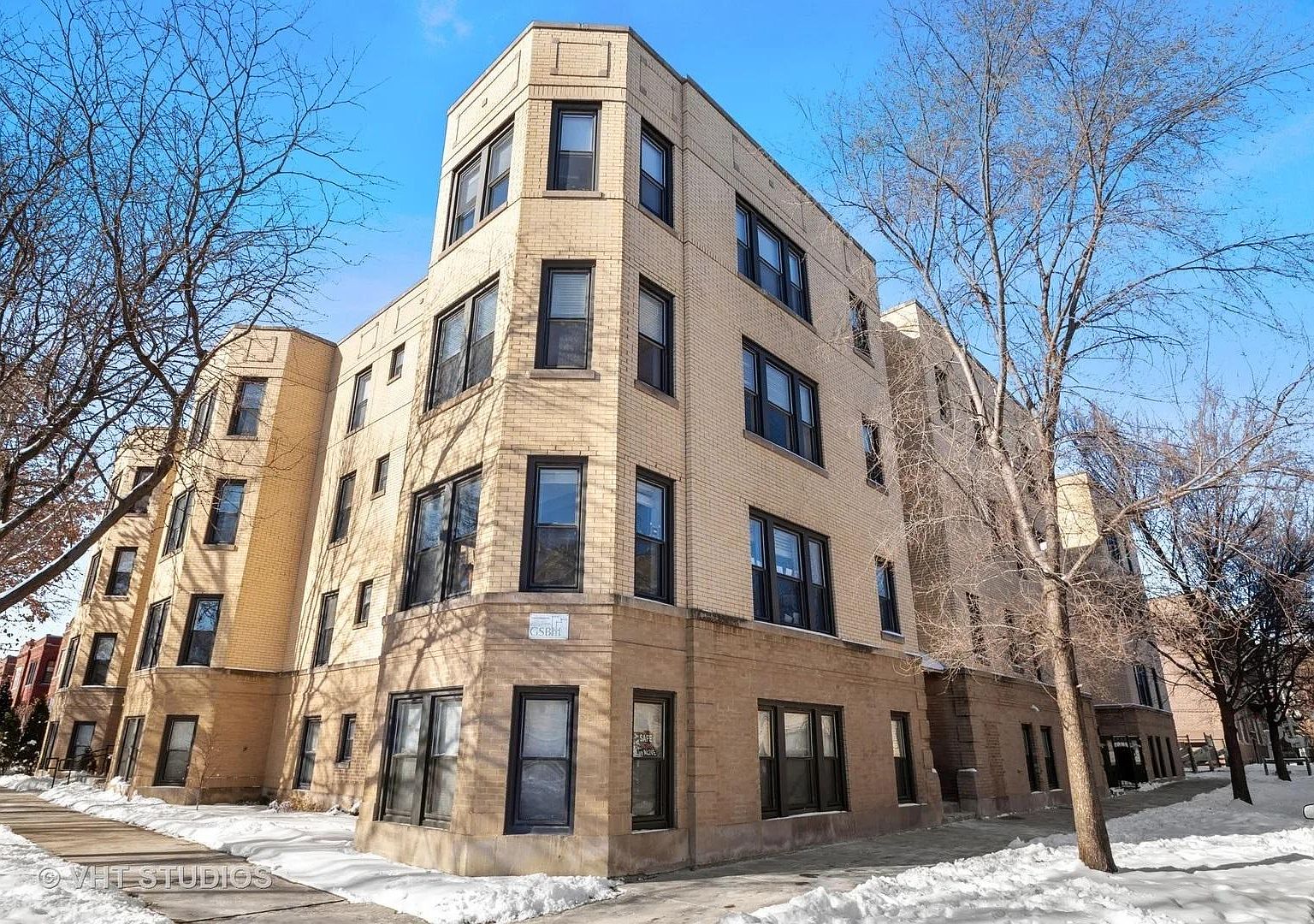4642 N Albany Ave APT 2E, Chicago, IL 60625